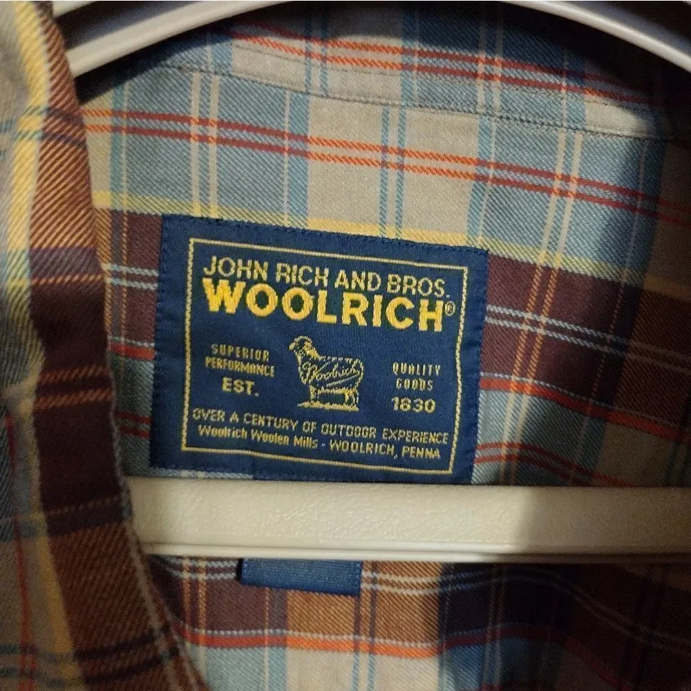 Woolrich plaid button